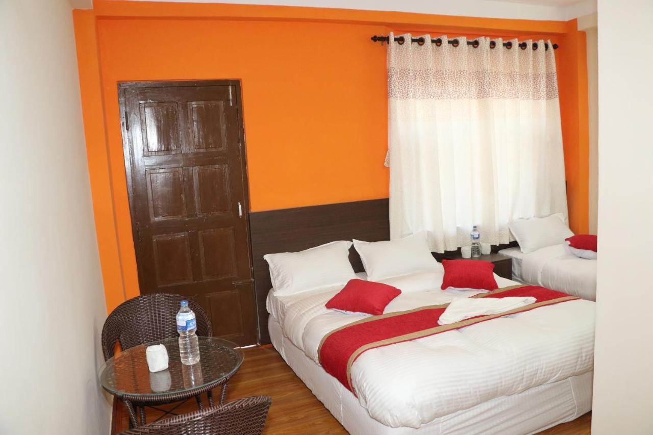 Rambler Hostel Pvt Ltd Катманду Экстерьер фото